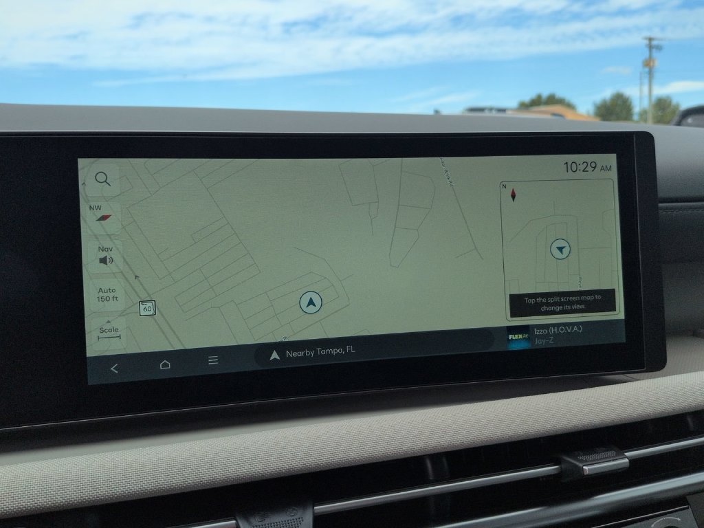 New 2026 Hyundai Tucson Limited FWD image 32