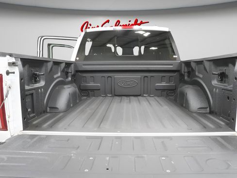 Used 2025 Ford F150 Lariat w/ Equipment Group 502A High AWD/4WD image 40