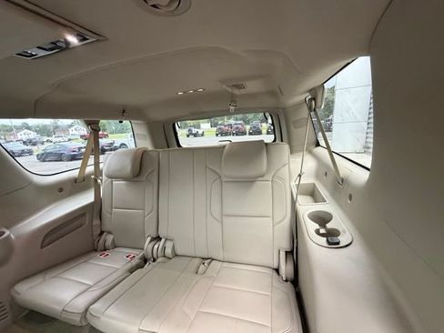 Used 2017 GMC Yukon XL Denali w/ Open Road Package AWD/4WD image 12