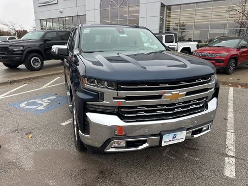 Used 2019 Chevrolet Silverado 1500 LTZ image 8