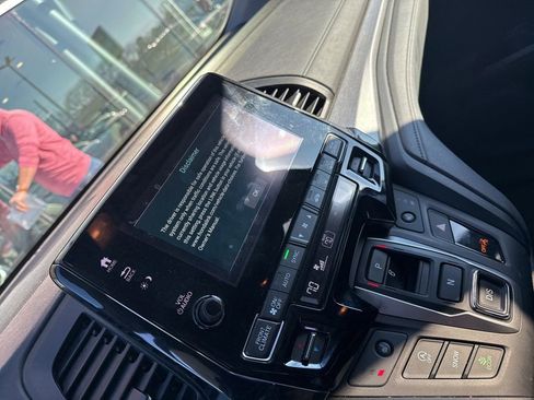 Used 2024 Honda Odyssey EX-L image 16