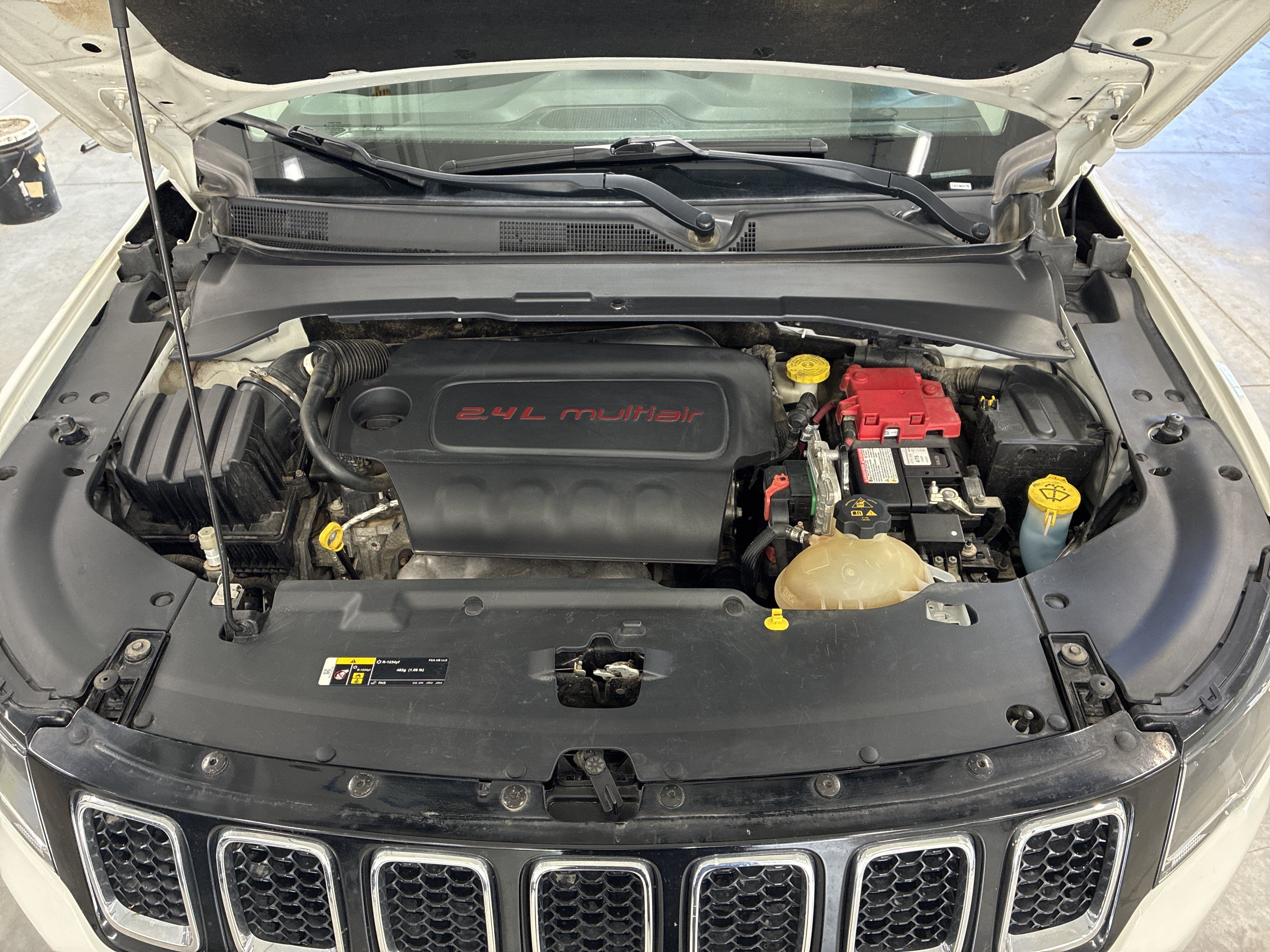 Used 2019 Jeep Compass Limited w/ Safety & Security Group AWD/4WD image 8