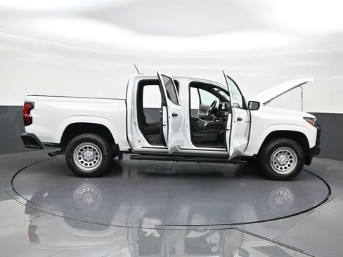 Used 2024 Chevrolet Colorado W/T w/ WT Convenience Package II image 33