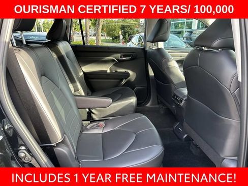 Used 2023 Toyota Highlander XLE AWD/4WD image 13