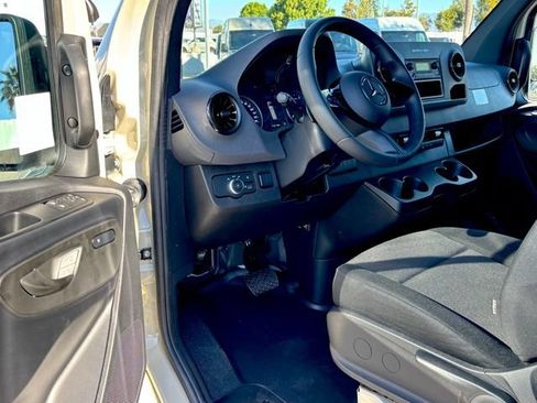 Used 2026 Mercedes-Benz Sprinter 2500 image 12