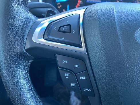 Used 2018 Ford Edge SEL w/ Class II Trailer Tow Package image 15