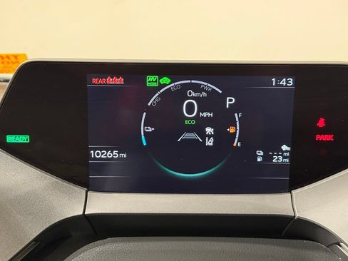 Used 2024 Toyota Prius Prime FWD image 25