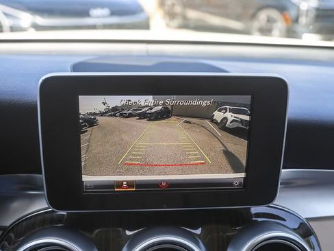 Used 2019 Mercedes-Benz GLC 300 image 25