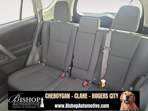 Used 2014 Toyota RAV4 XLE image 24