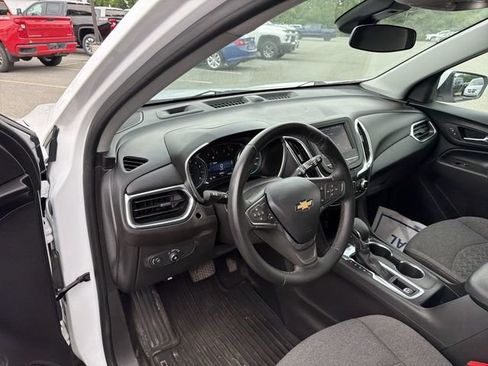 Used 2024 Chevrolet Equinox LT AWD/4WD image 10