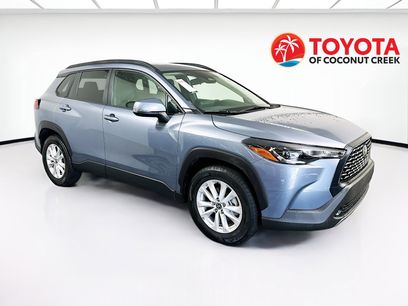 Used 2023 Toyota Corolla Cross LE w/ Moonroof Package