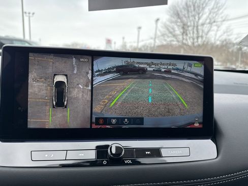 New 2026 Nissan Rogue Platinum image 17