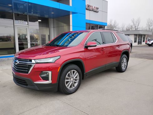 Used 2023 Chevrolet Traverse LT w/ LPO, Floor Liner Package image 30