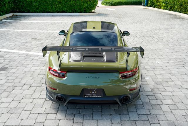 Used 2018 Porsche 911 GT2 RS RWD image 23