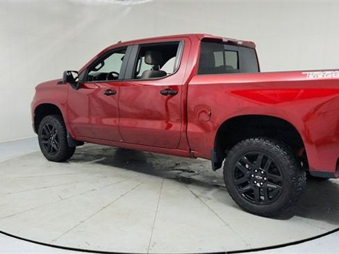 Used 2023 Chevrolet Silverado 1500 LT Trail Boss w/ Convenience Package II image 3