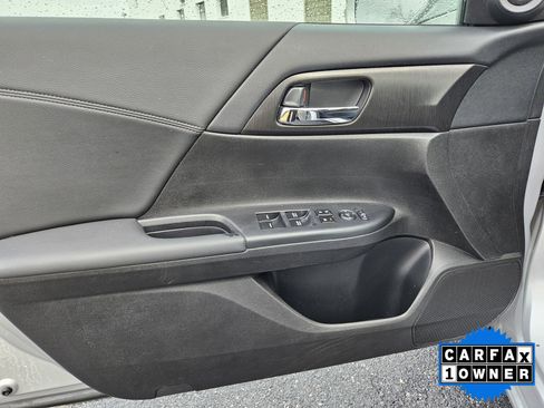 Used 2013 Honda Accord EX image 19