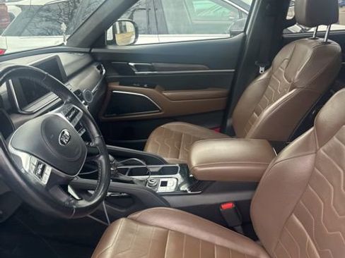 Used 2021 Kia Telluride SX w/ SX Prestige Package image 5