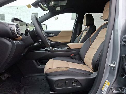 New 2026 Chevrolet Equinox ACTIV w/ Safety and Technology Package FWD image 13
