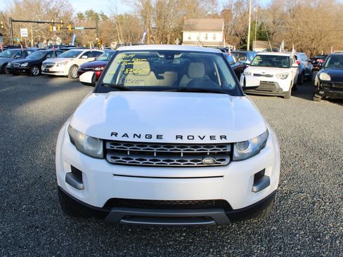 Used 2014 Land Rover Range Rover Evoque Pure image 3