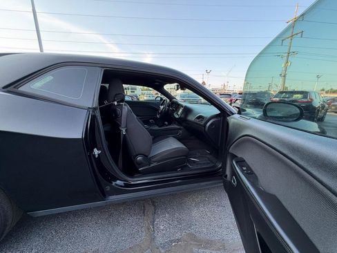 Used 2015 Dodge Challenger SXT w/ Super Sport Group (SS/T) RWD image 11
