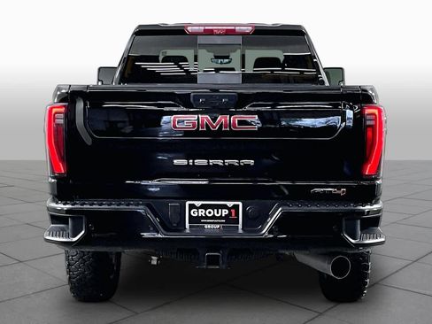 Used 2026 GMC Sierra 2500 AT4 w/ AT4 Premium Plus Package AWD/4WD image 5