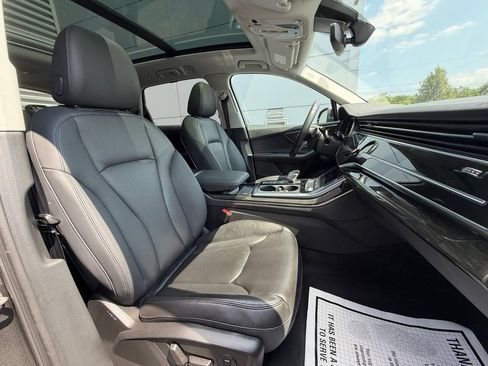 Used 2023 Audi Q7 2.0T Premium Plus w/ Premium Plus Package AWD/4WD image 19