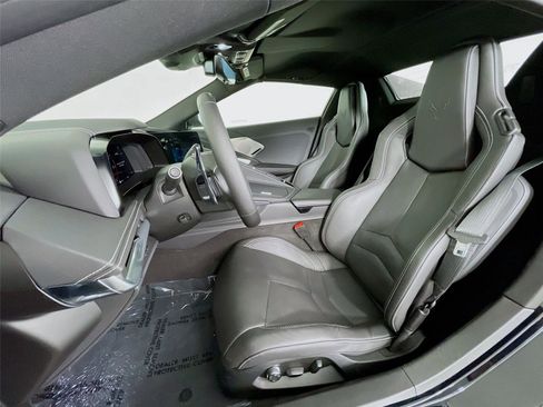 Used 2025 Chevrolet Corvette 2LT image 25