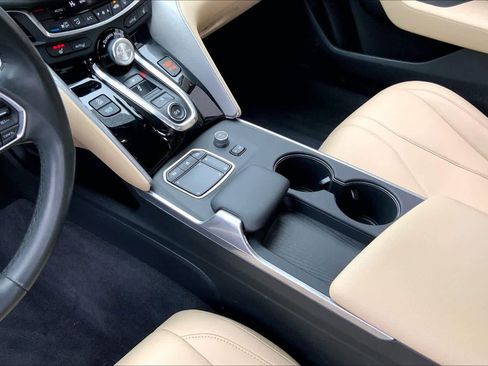 Used 2023 Acura TLX image 15