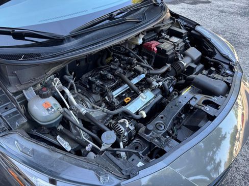 Used 2025 Nissan Versa SV FWD image 27