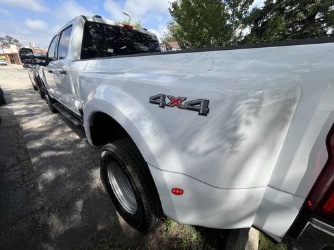 Used 2024 Ford F350 XLT AWD/4WD image 9