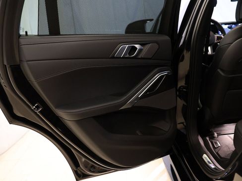 Certified 2025 BMW X6 M60i w/ Executive Package image 32