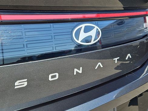 Used 2025 Hyundai Sonata SEL FWD image 31