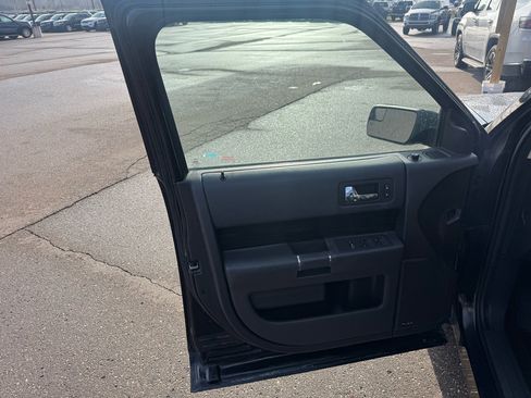 Used 2013 Ford Flex SEL image 15