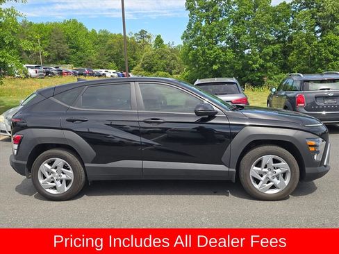 Certified 2024 Hyundai Kona SE FWD image 2