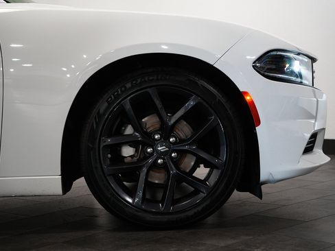 Used 2023 Dodge Charger SXT w/ Blacktop Package RWD image 4