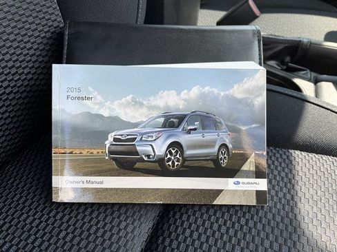 Used 2015 Subaru Forester 2.5i AWD/4WD image 34