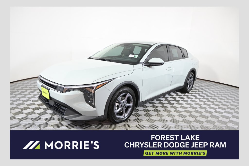 Used 2025 Kia K4 FWD image 1