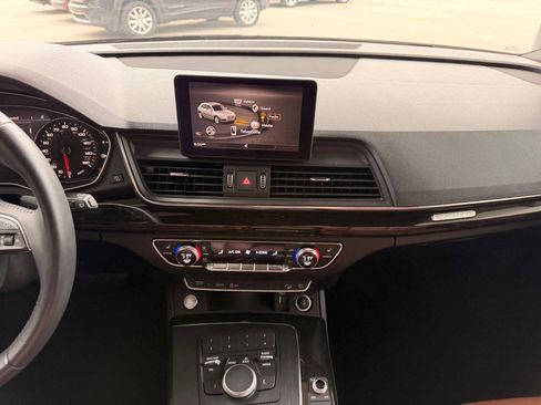 Used 2019 Audi Q5 2.0T Premium image 23