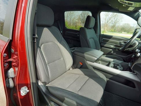 Used 2025 RAM 1500 Big Horn AWD/4WD image 35