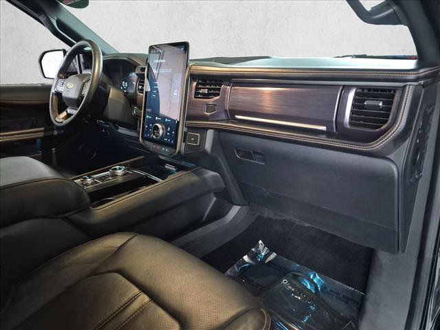 Used 2022 Ford Expedition Platinum AWD/4WD image 20