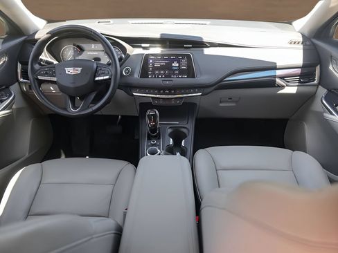 Certified 2023 Cadillac XT4 Luxury w/ Cold Weather Package FWD image 25