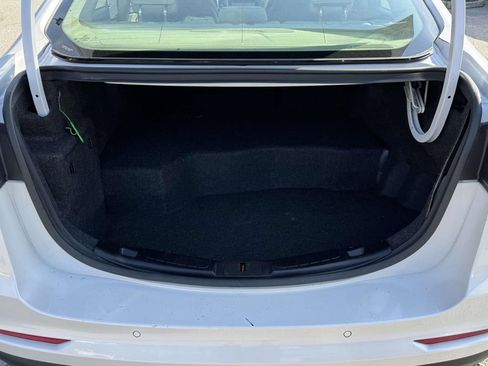 Used 2019 Ford Fusion SE image 16