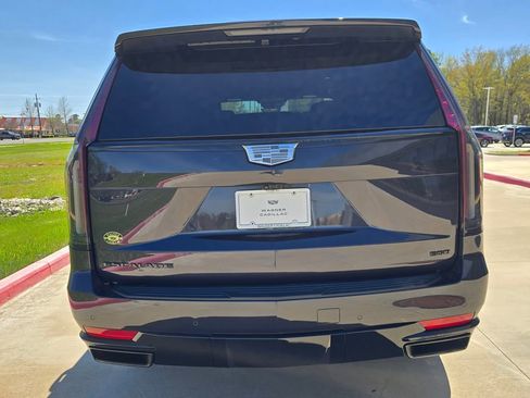 Used 2023 Cadillac Escalade Sport w/ Touring Package image 4