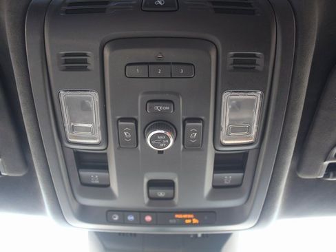 Used 2023 Cadillac Escalade ESV Sport Platinum w/ LPO, ONYX Package image 37