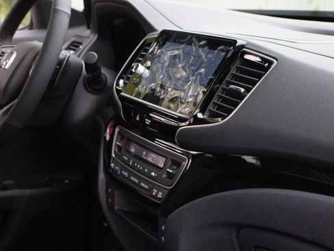 New 2026 Honda Ridgeline Black Edition image 10