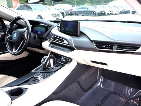 Used 2016 BMW i8 AWD/4WD image 18