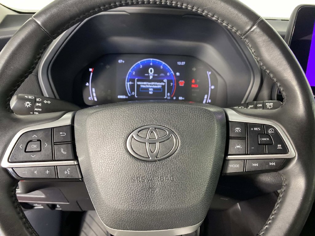 Used 2025 Toyota Grand Highlander FWD image 14