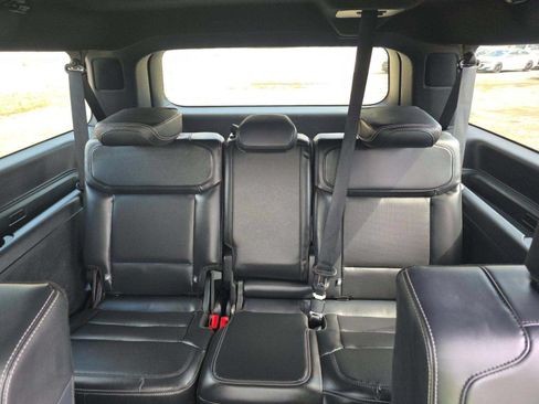 Used 2025 Ford Expedition Max Platinum w/ Stealth Appearance Package AWD/4WD image 21