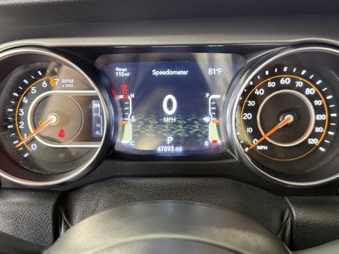 Used 2021 Jeep Gladiator Willys image 26
