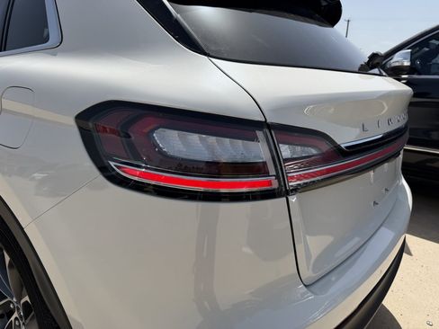 Used 2023 Lincoln Nautilus Reserve AWD/4WD image 29